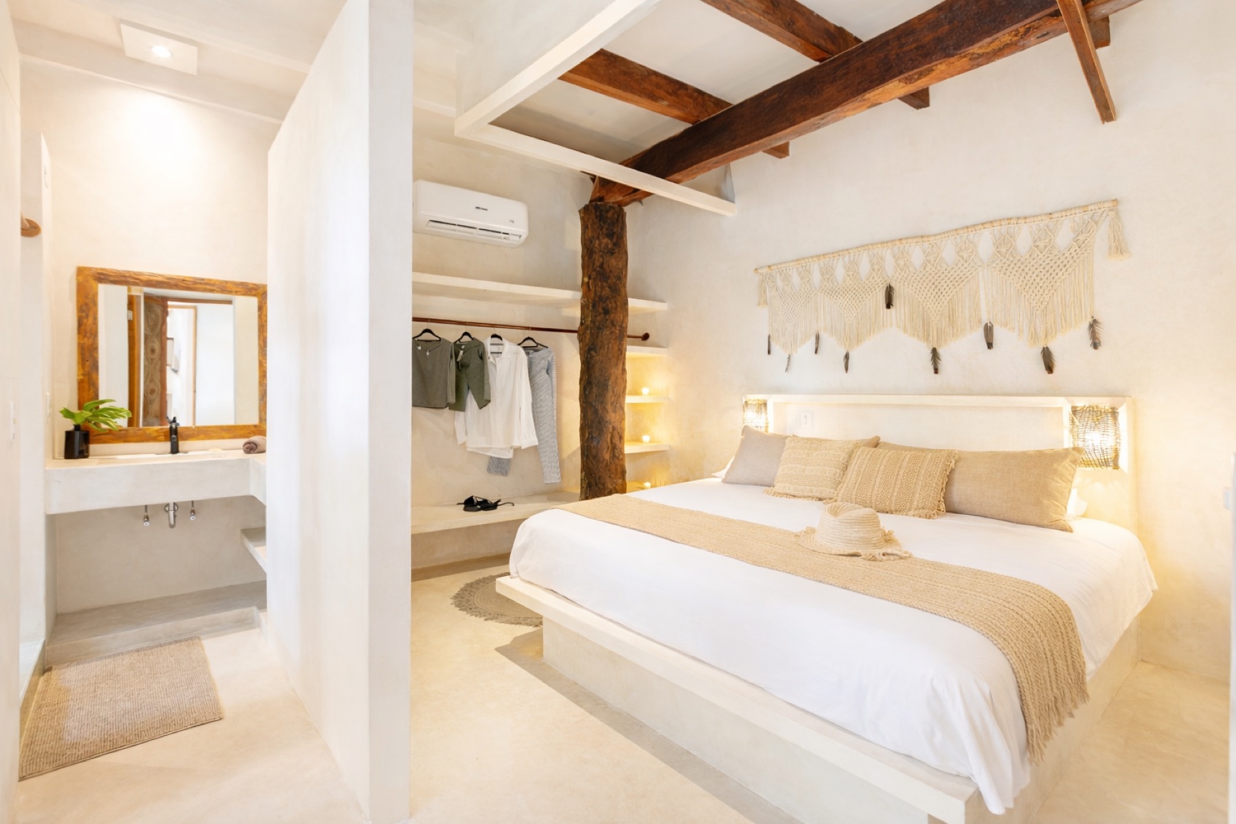 Casa Shanti king bedroom suite – Amansala Tulum