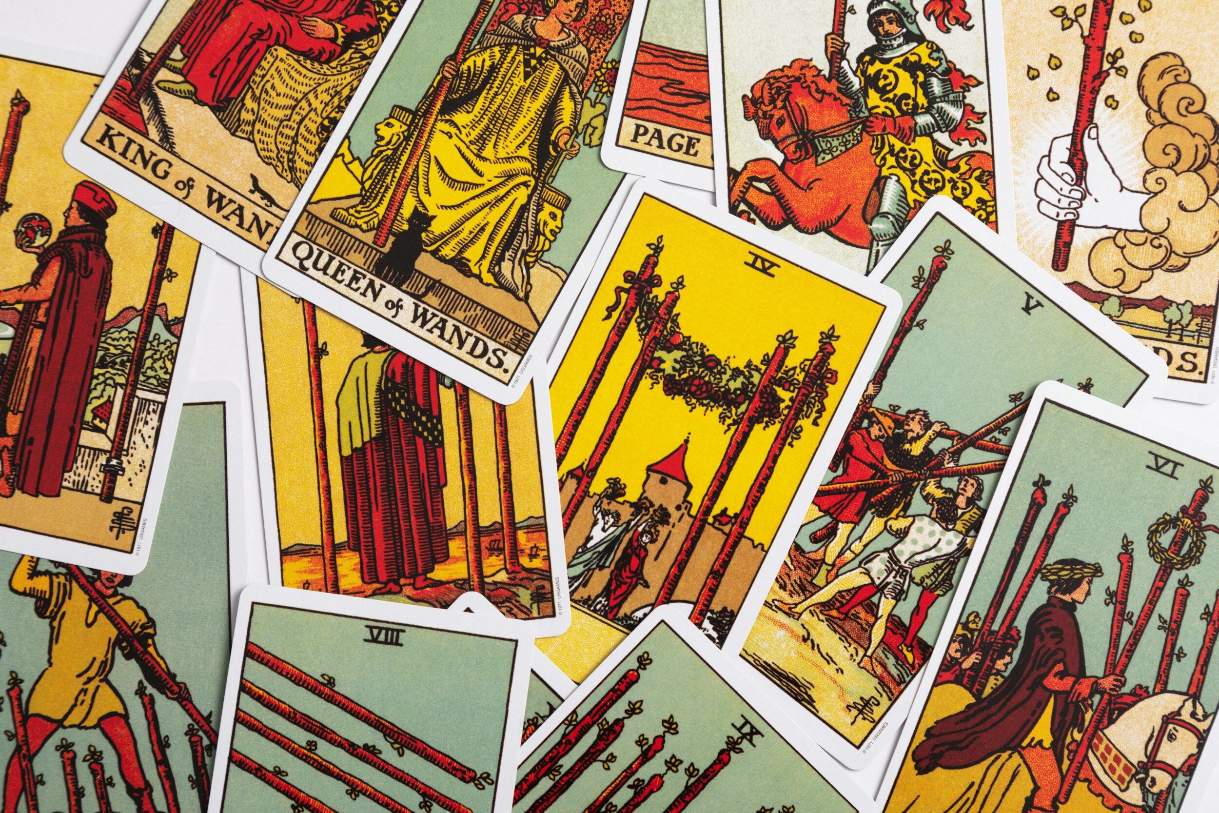 Want to make a major life decision then go for a tarot reading today
