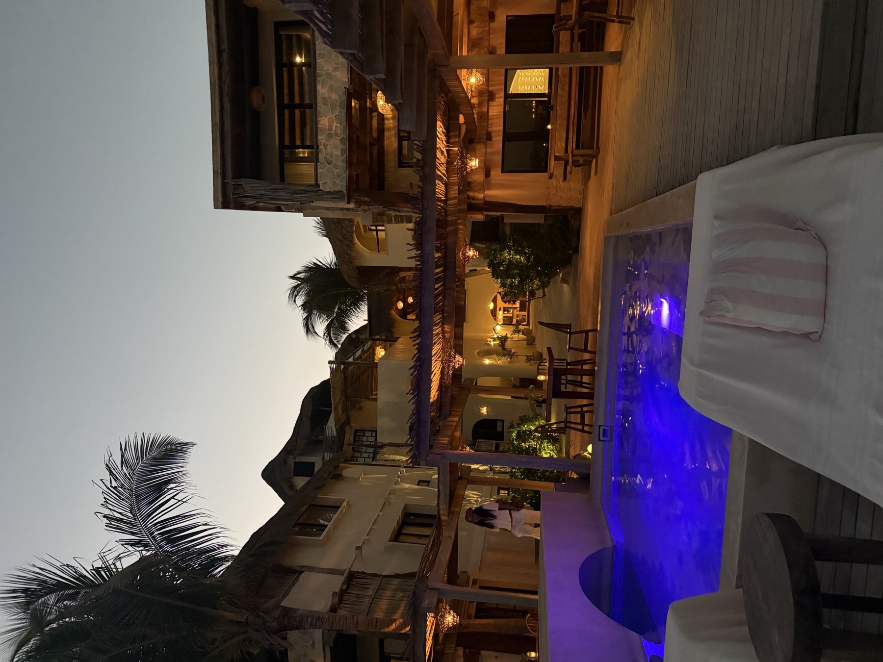 Chi Ka pool at night